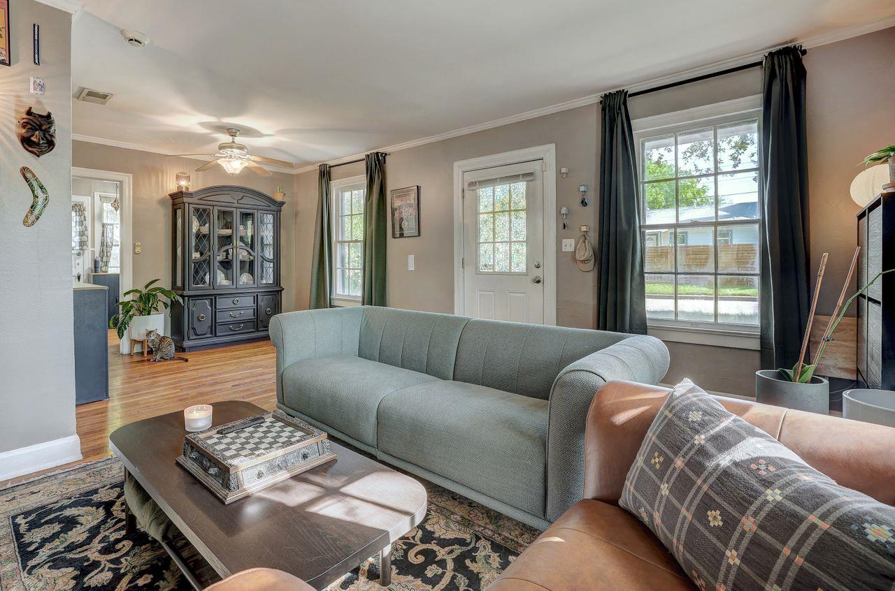 809 E 44th St, Austin, TX 78751