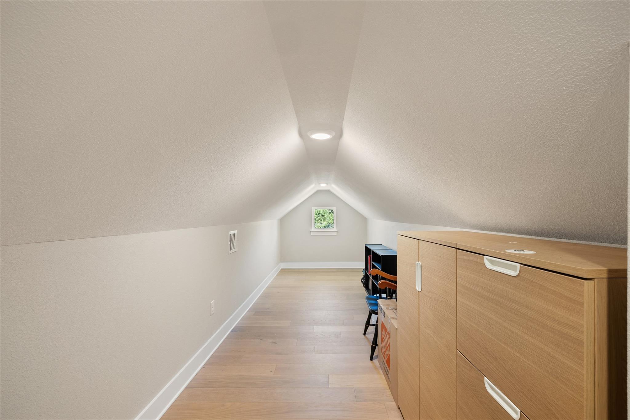 1507 Villanova Dr, Austin, TX 78757