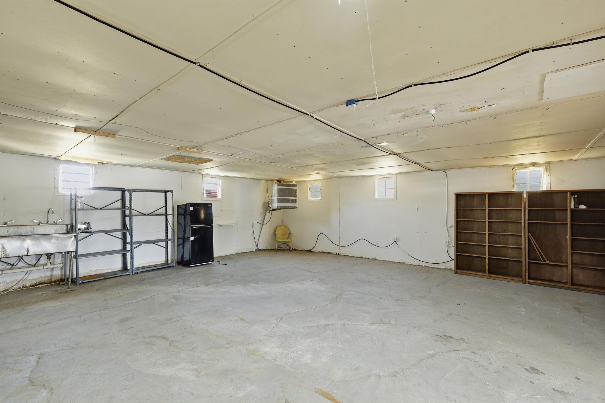 110 County Road 421, Thorndale, TX 76577