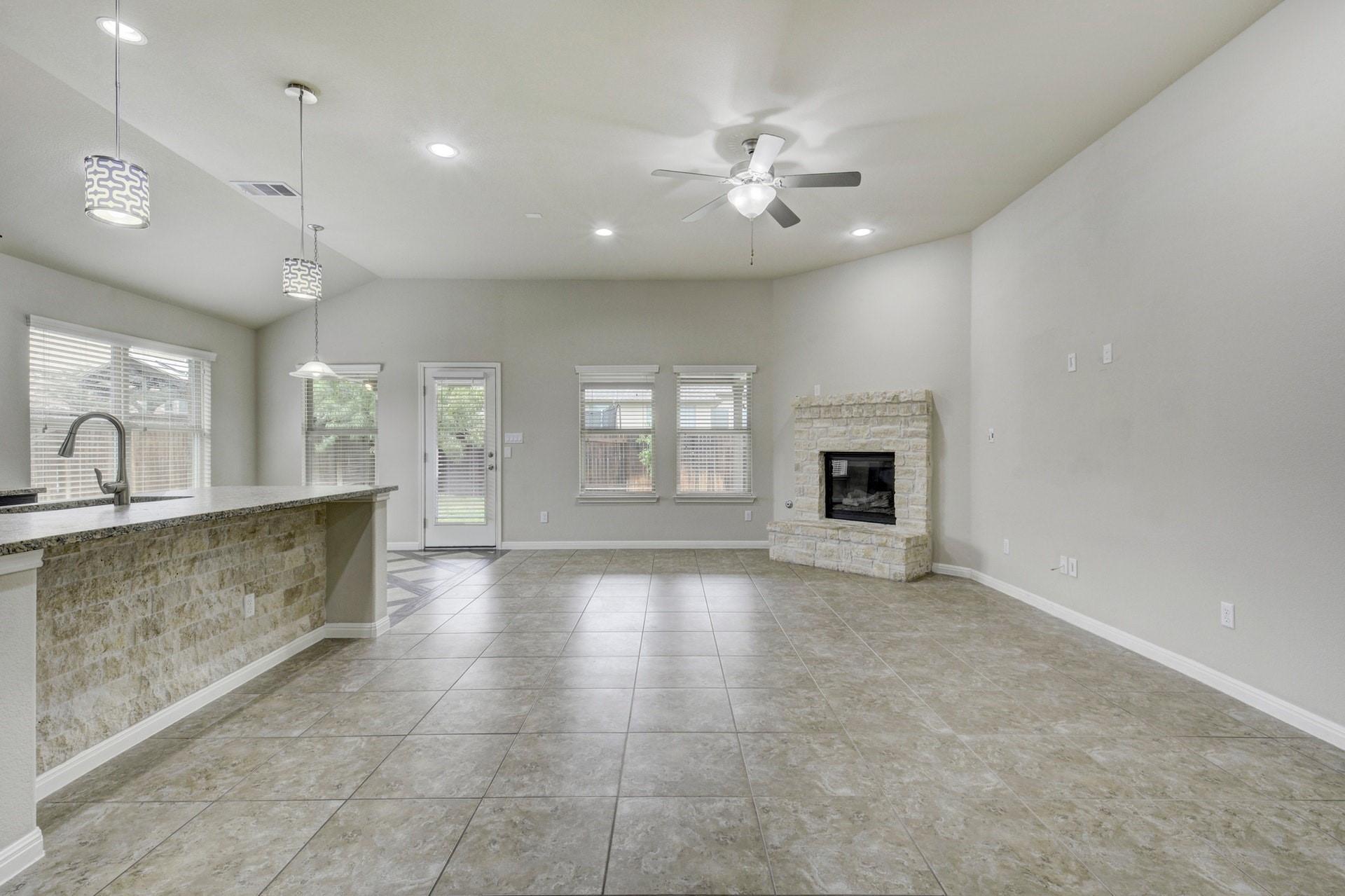 101 Lake Whitney Ct, Georgetown, TX 78628