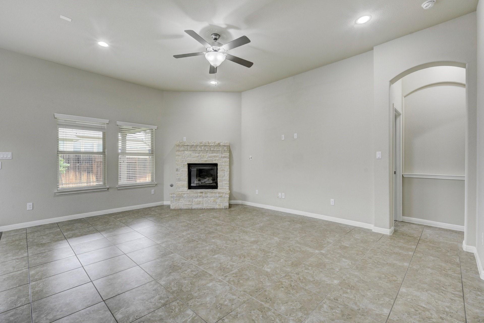 101 Lake Whitney Ct, Georgetown, TX 78628