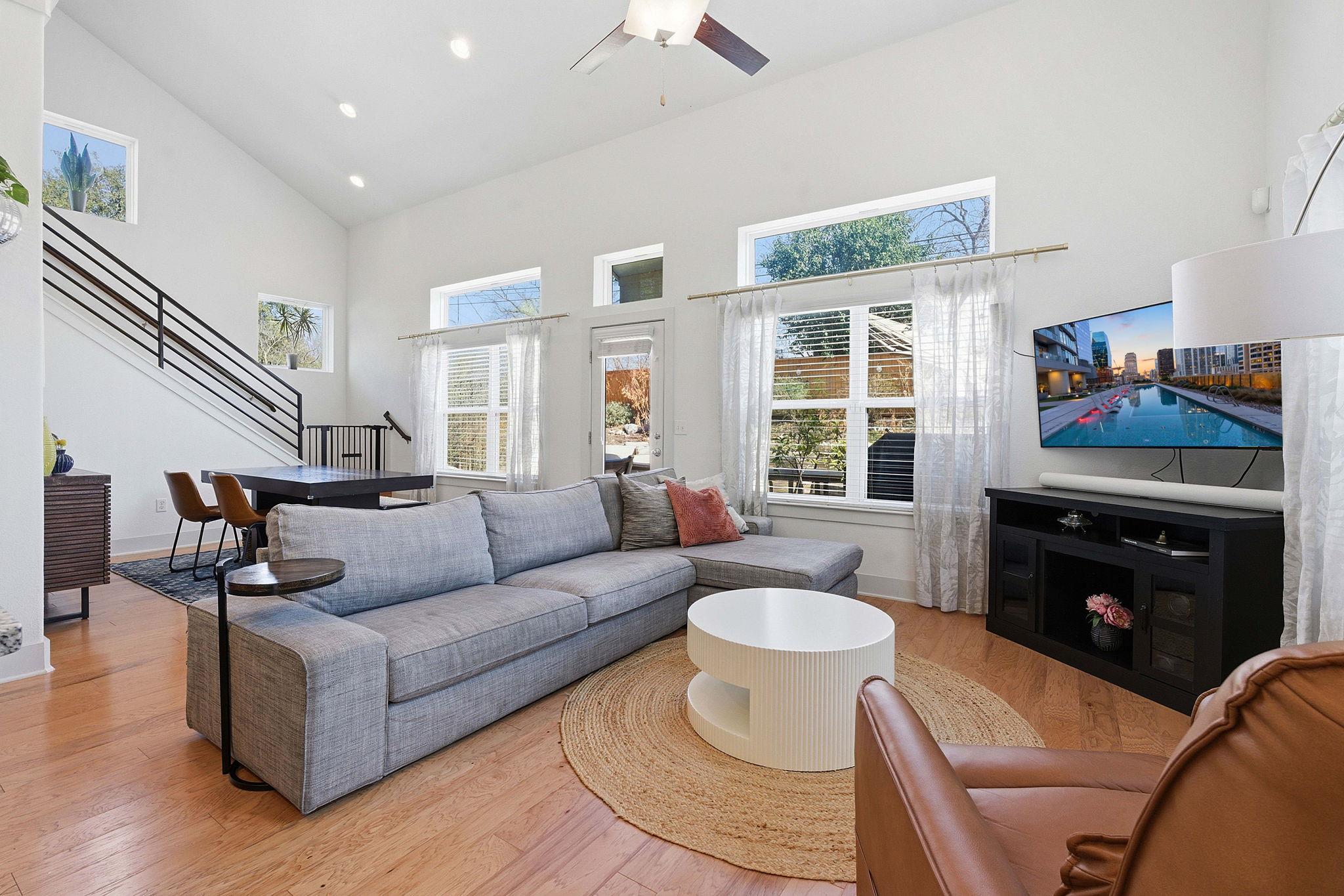 6003 Duncanville Rd, Austin, TX 78745