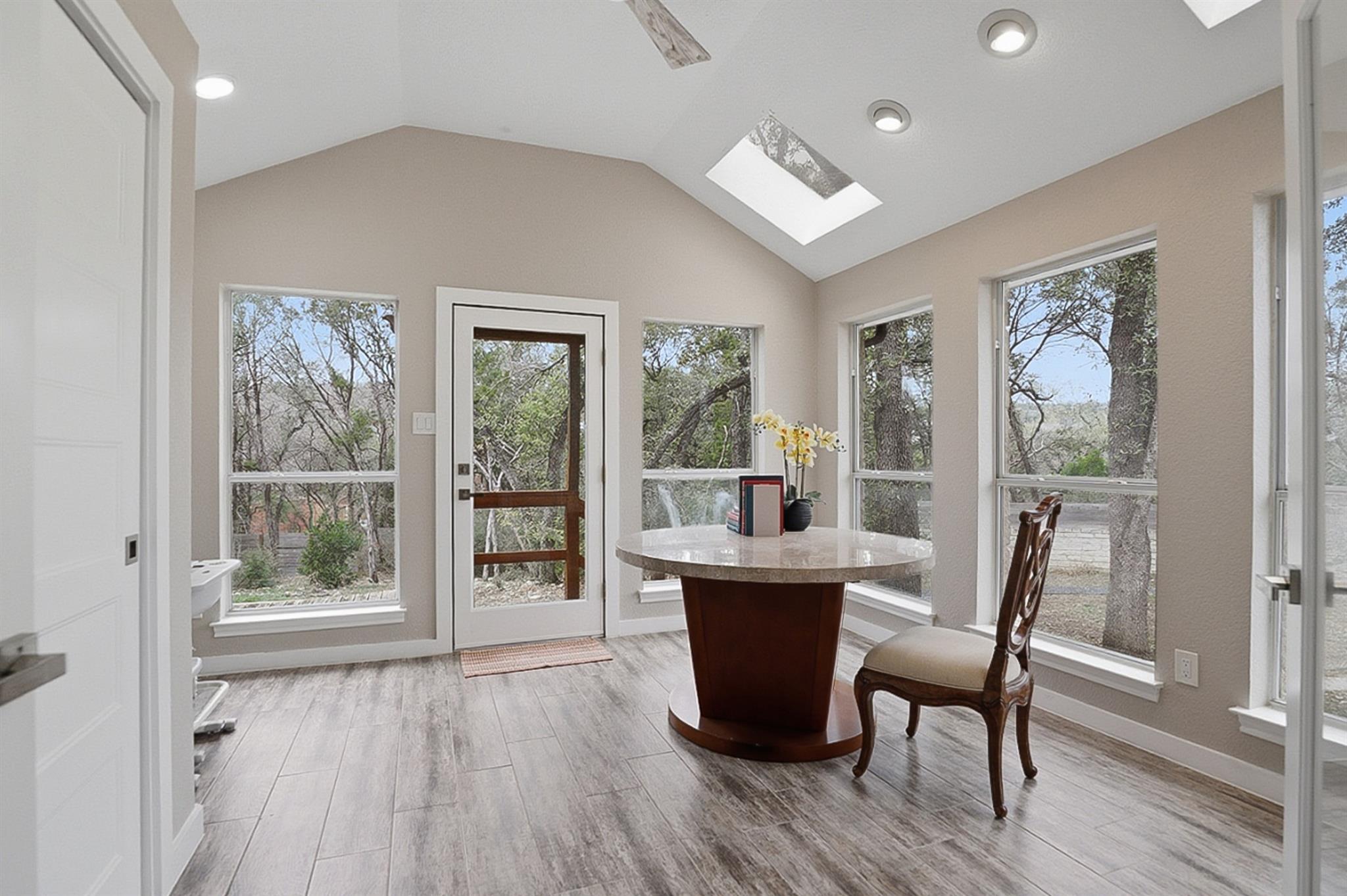 445 Rocky River Rd, West Lake Hills, TX 78746