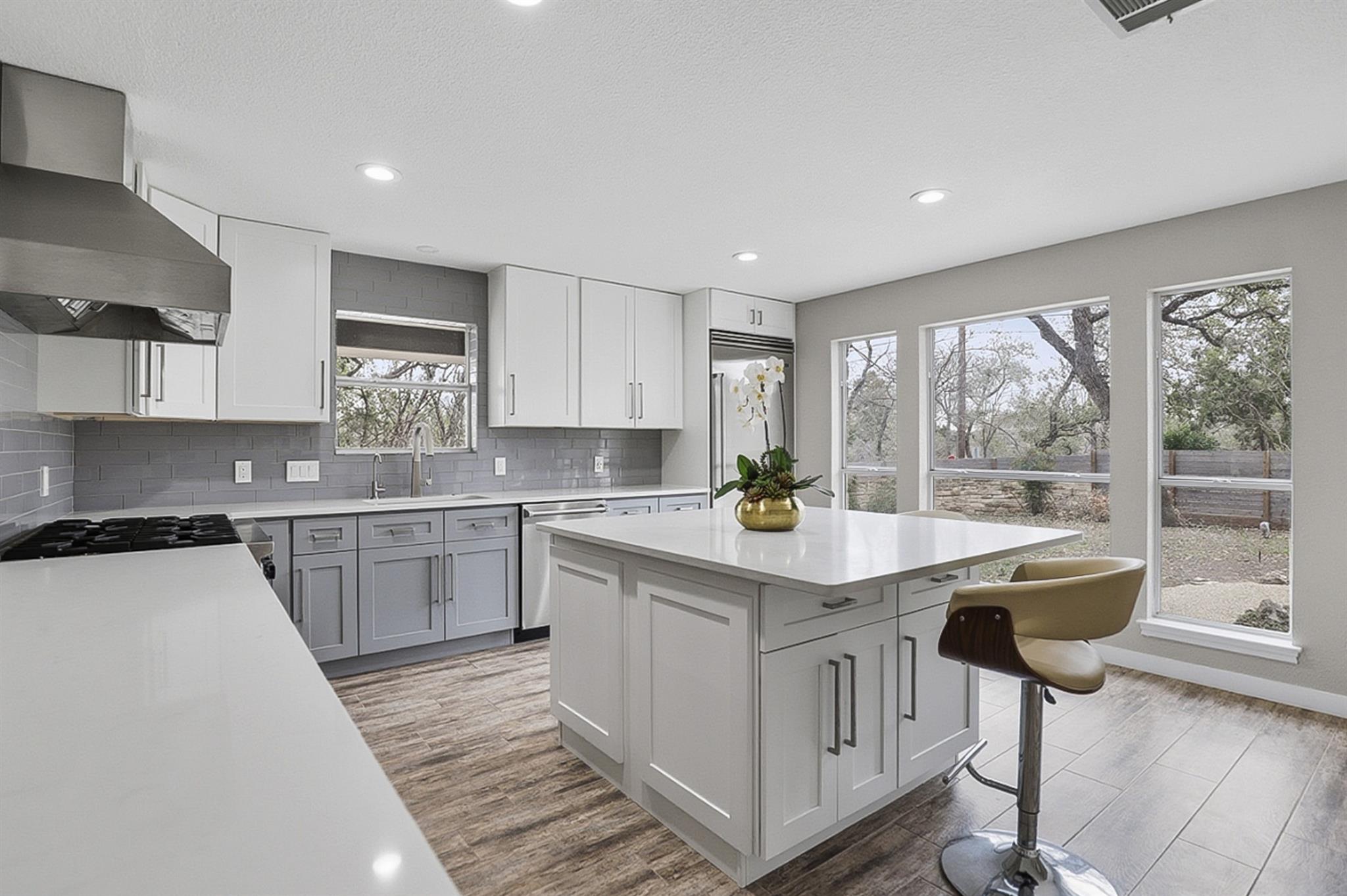 445 Rocky River Rd, West Lake Hills, TX 78746