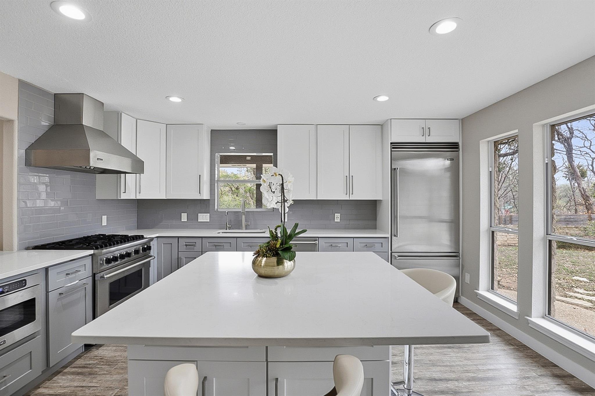 445 Rocky River Rd, West Lake Hills, TX 78746