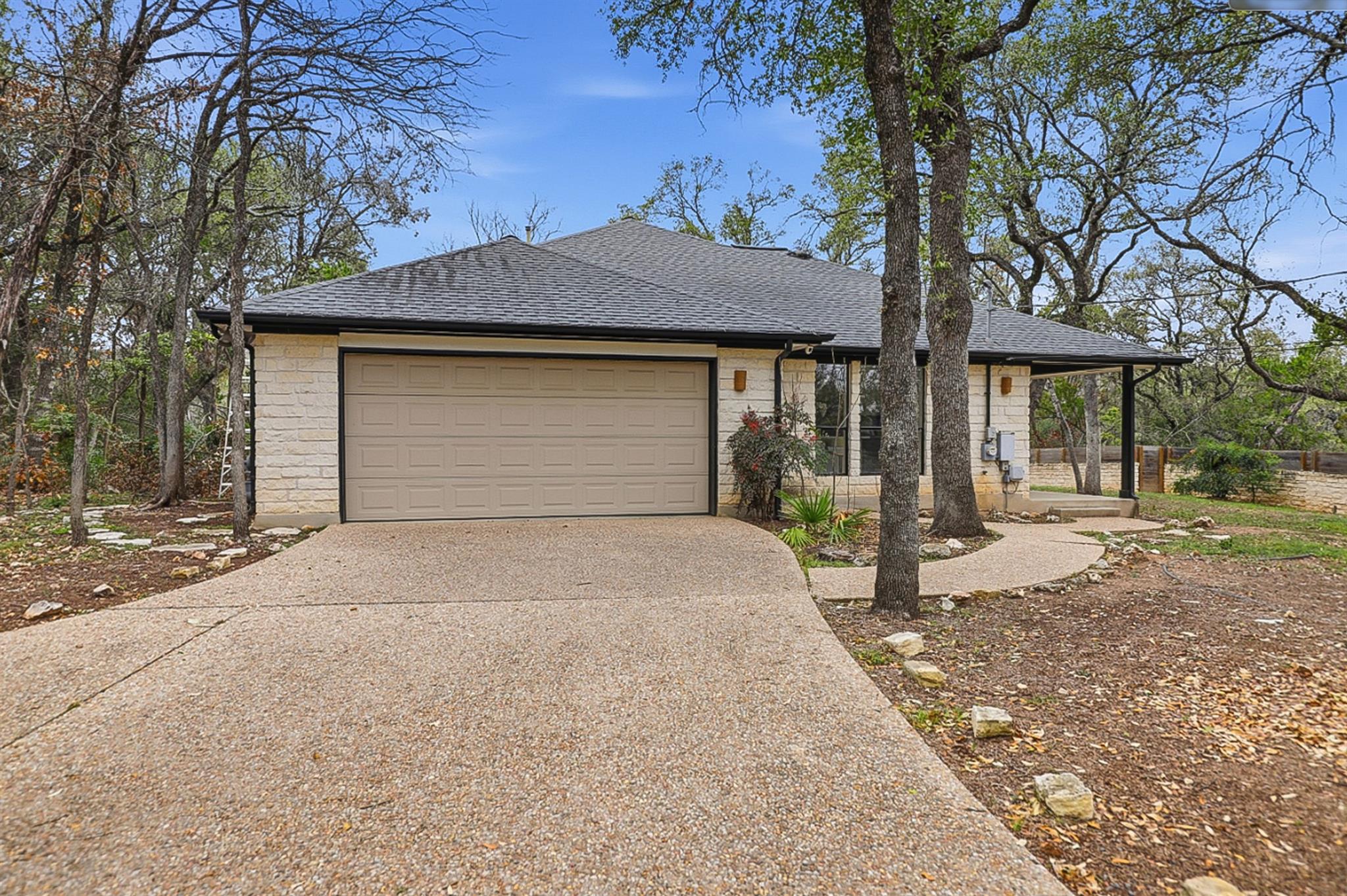 445 Rocky River Rd, West Lake Hills, TX 78746