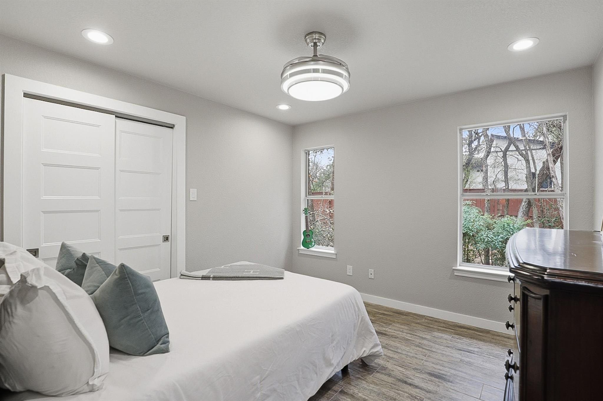 445 Rocky River Rd, West Lake Hills, TX 78746