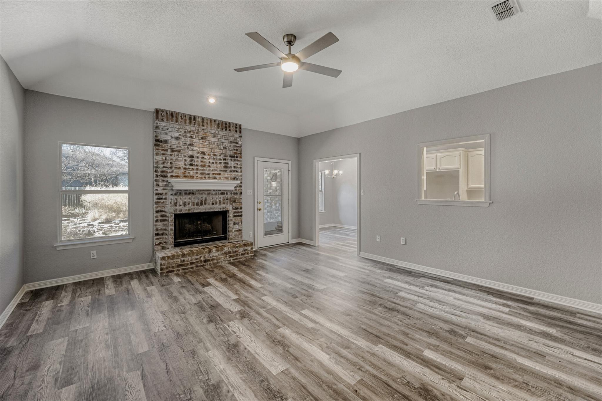 100 Susana Dr, Georgetown, TX 78628