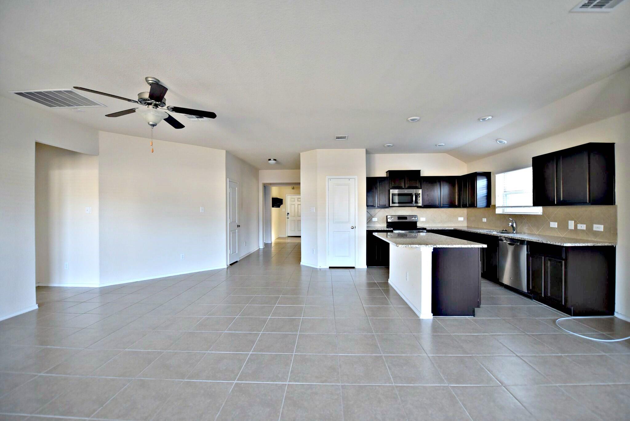 644 Heritage Grove Rd, Leander, TX 78641