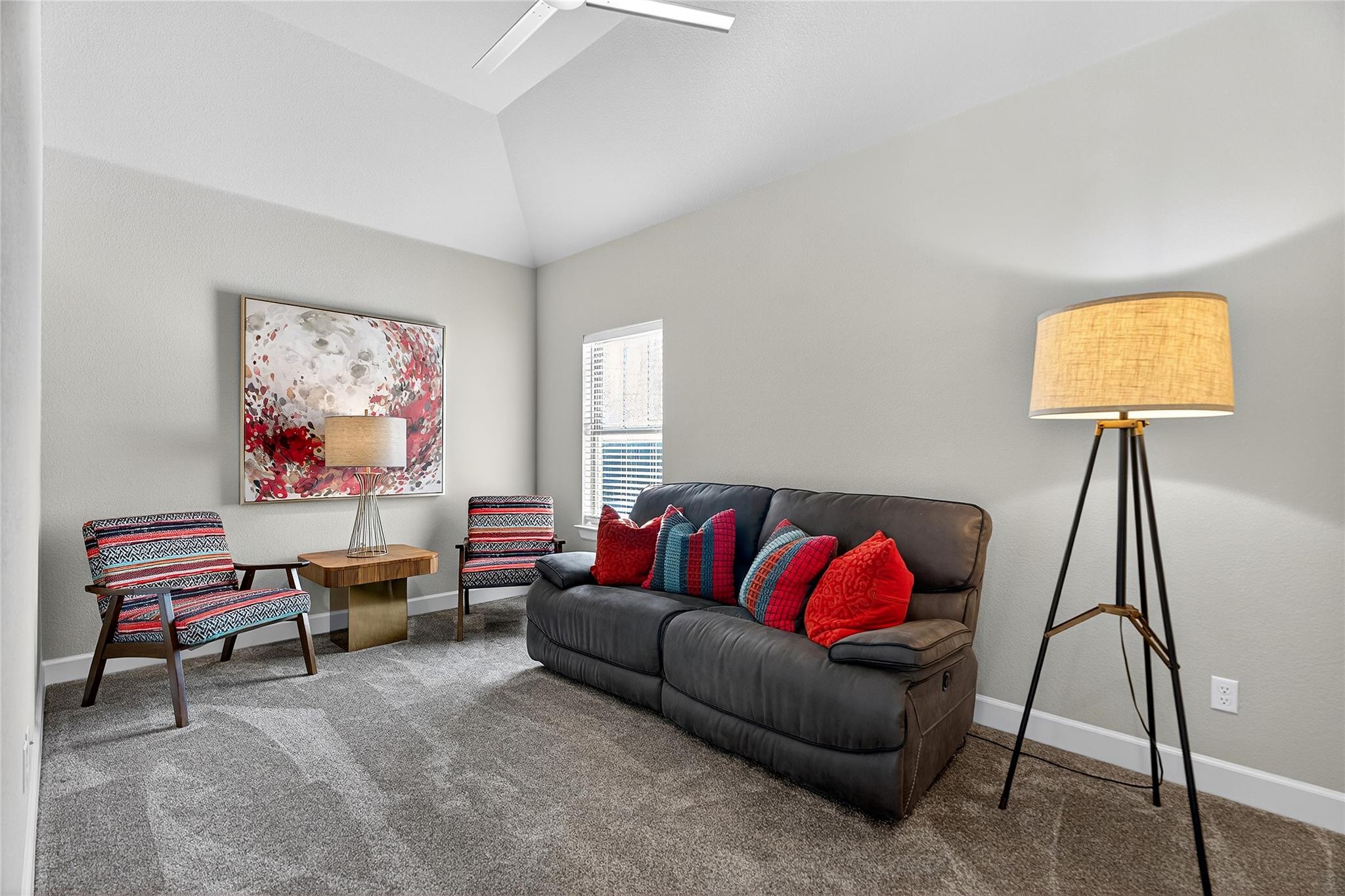 156 Village Oak Dr, Austin, TX 78737