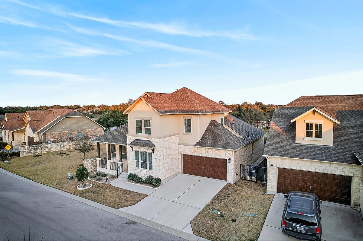 156 Village Oak Dr, Austin, TX 78737