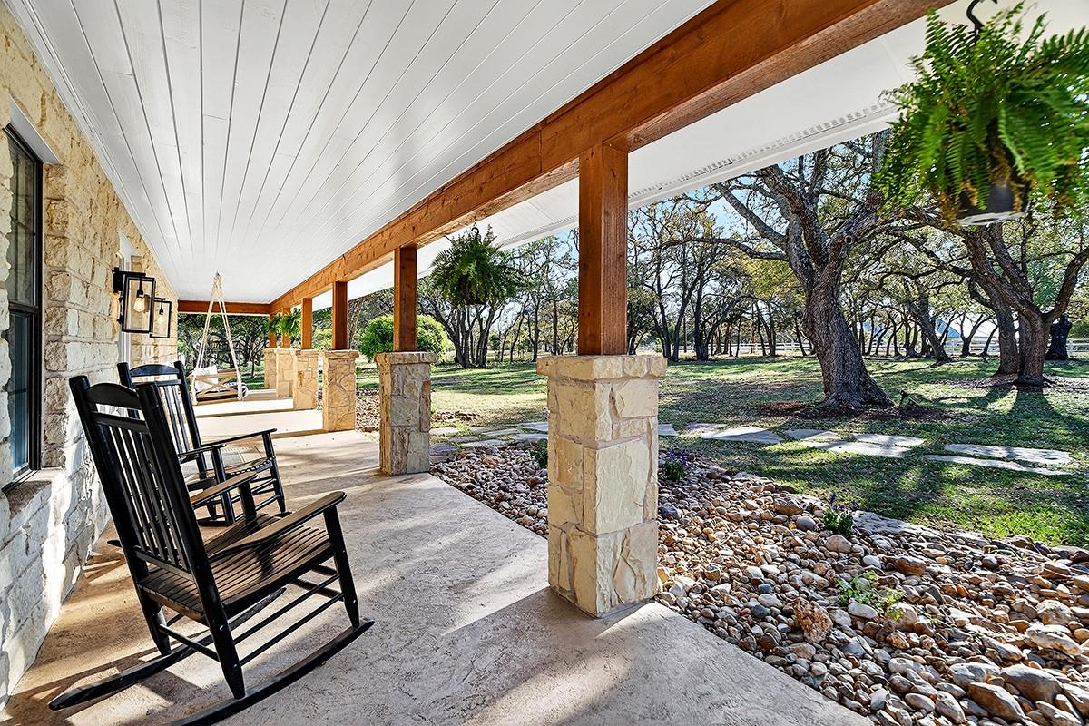 301 Medlin Creek Loop, Dripping Springs, TX 78620