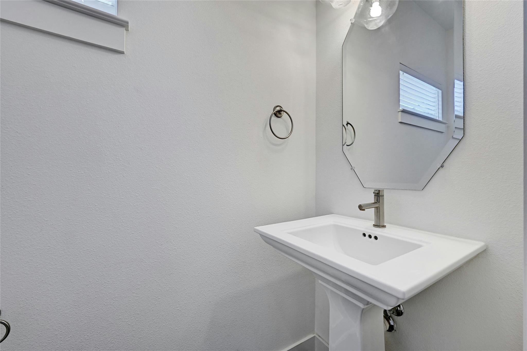 1103 EUPHORIA BEND, Austin, TX 78702