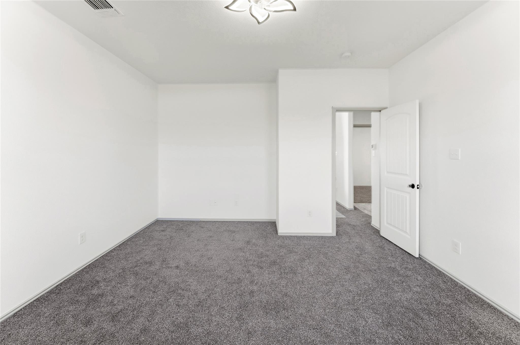 100 Serpentine Ln, Jarrell, TX 76537