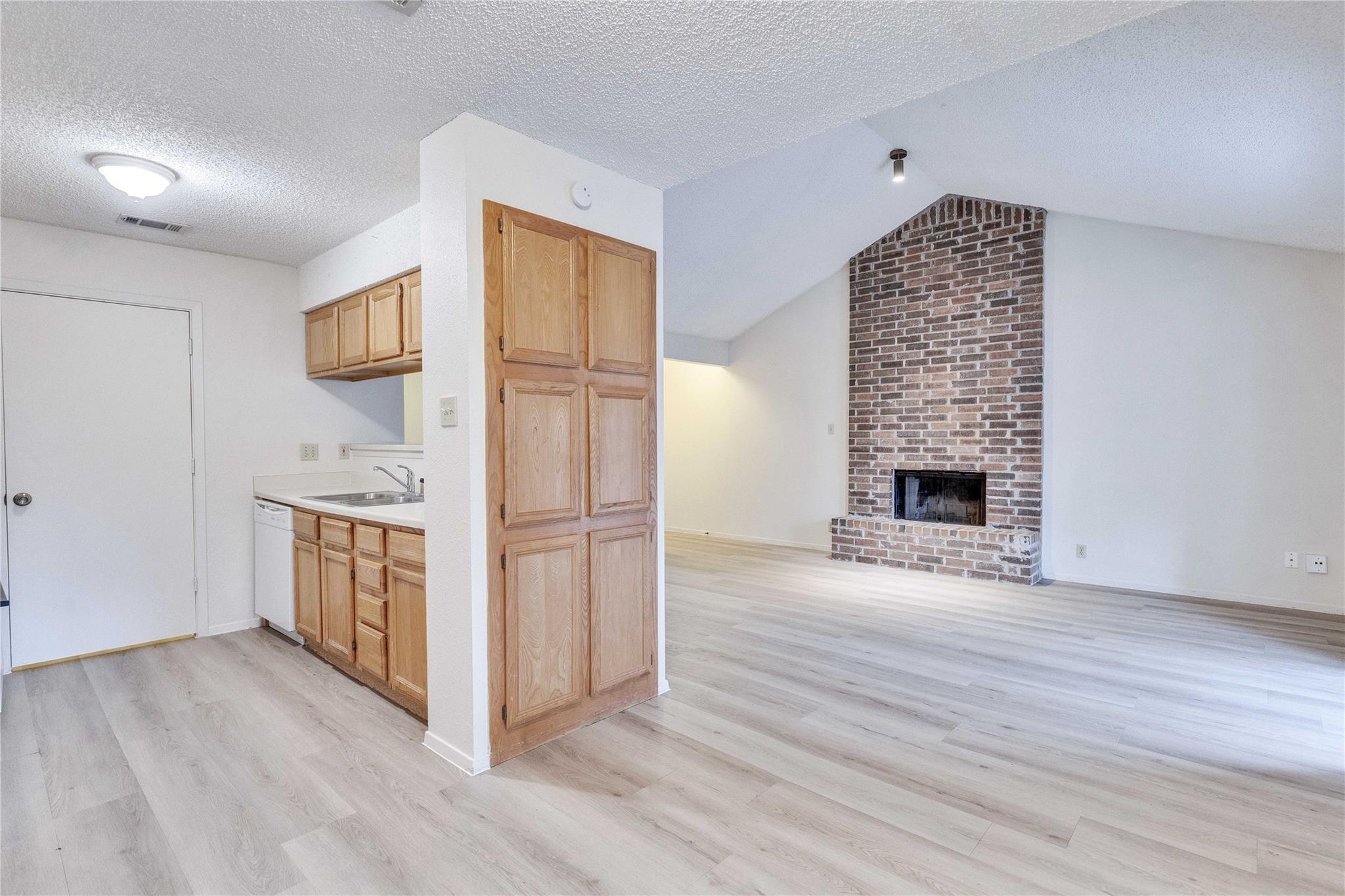 11900 Alpheus Ave # C, Austin, TX 78759