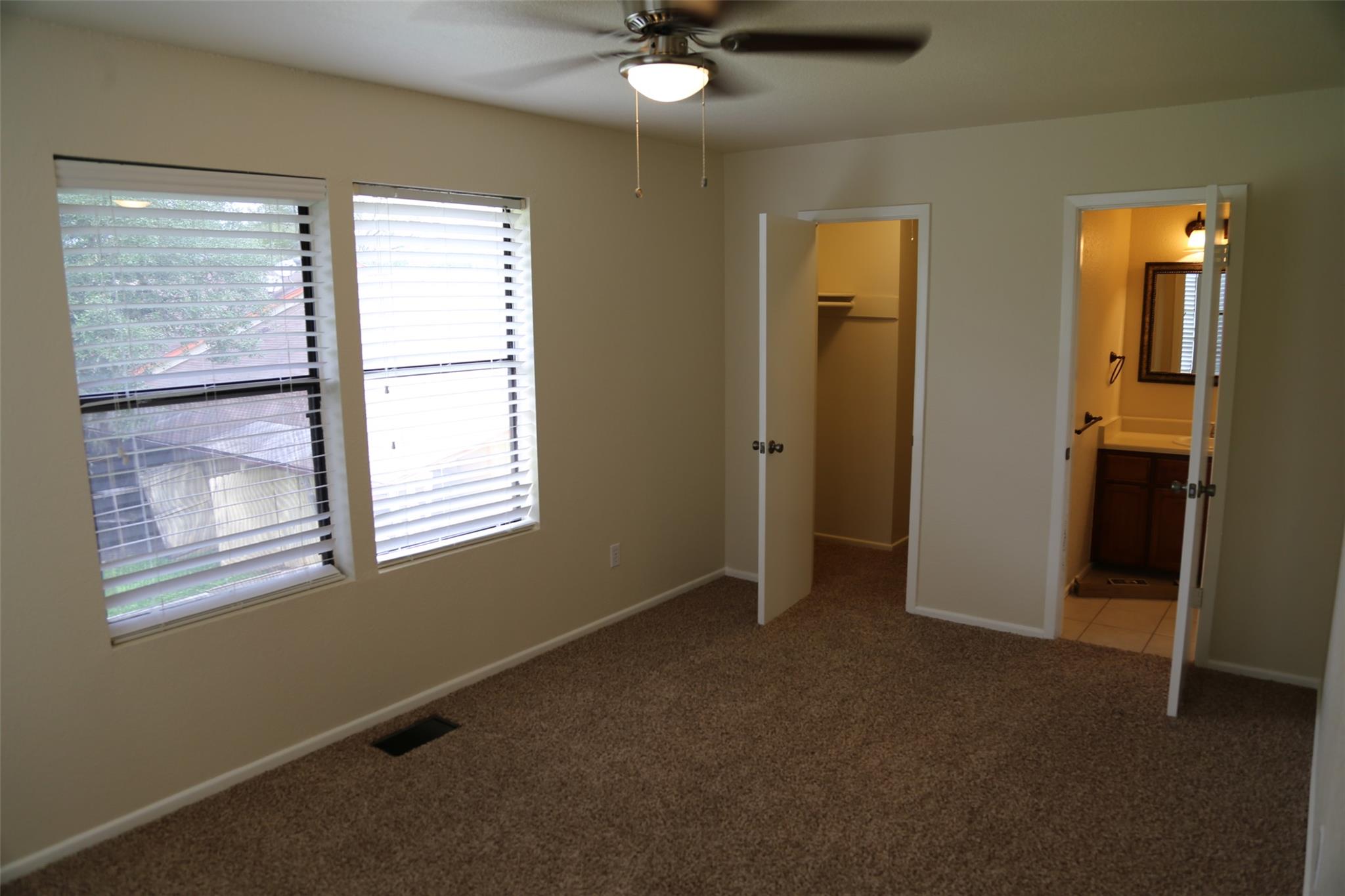 4 Deerfield Dr # D, Wimberley, TX 78676