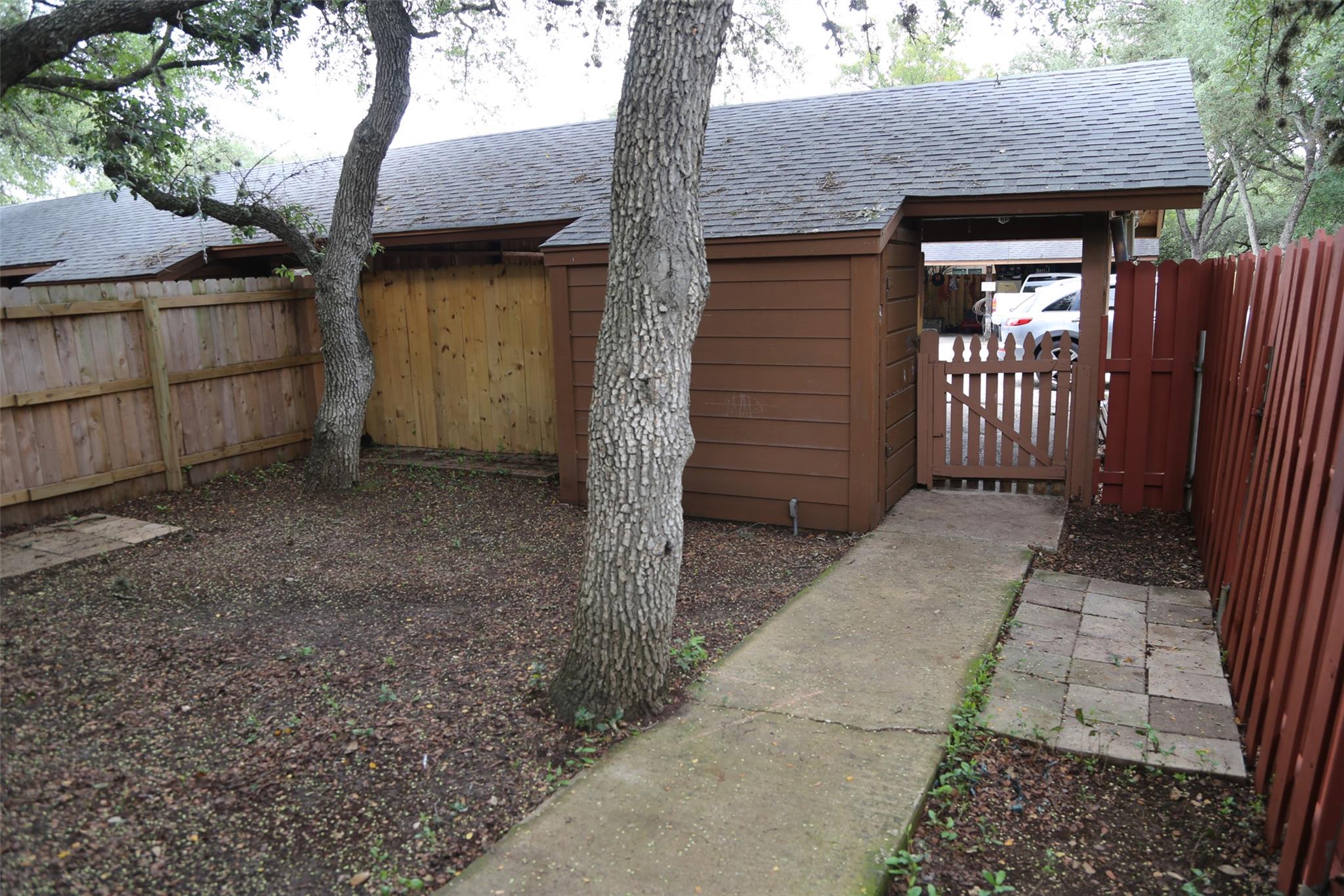 4 Deerfield Dr # D, Wimberley, TX 78676