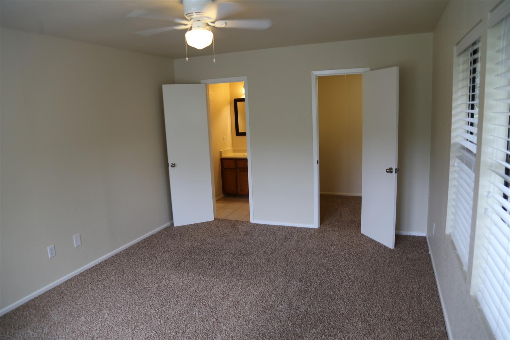 4 Deerfield Dr # D, Wimberley, TX 78676