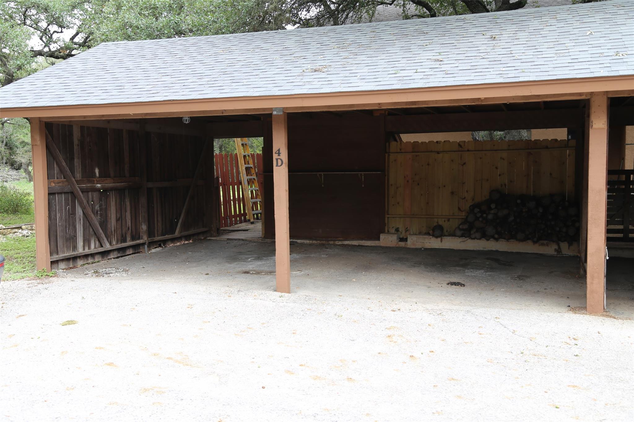 4 Deerfield Dr # D, Wimberley, TX 78676