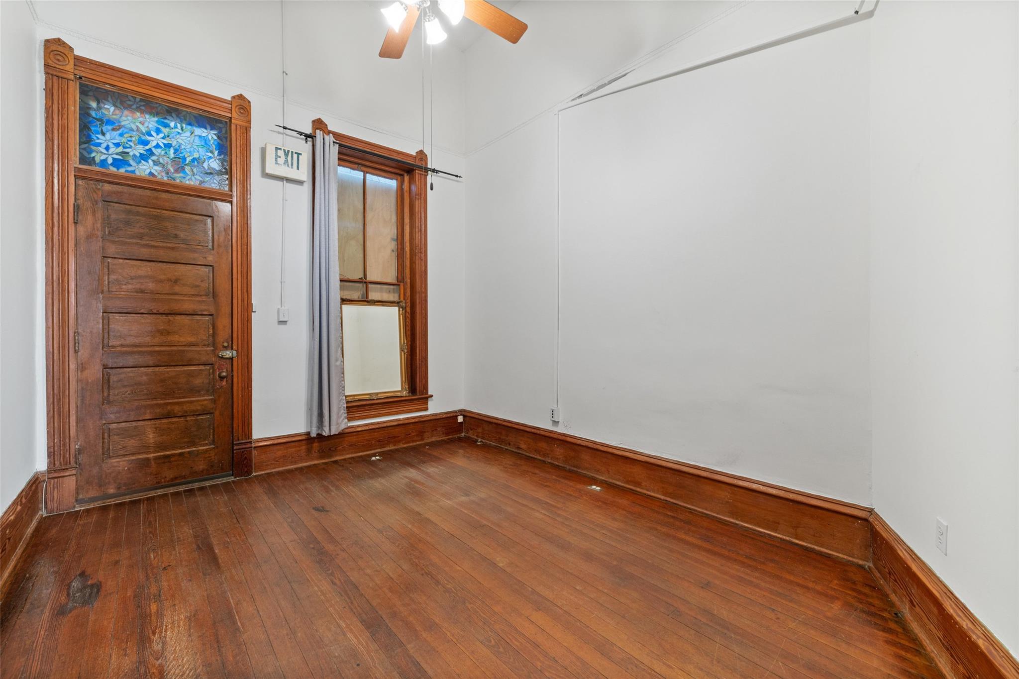 109 E 10th St, Austin, TX 78701