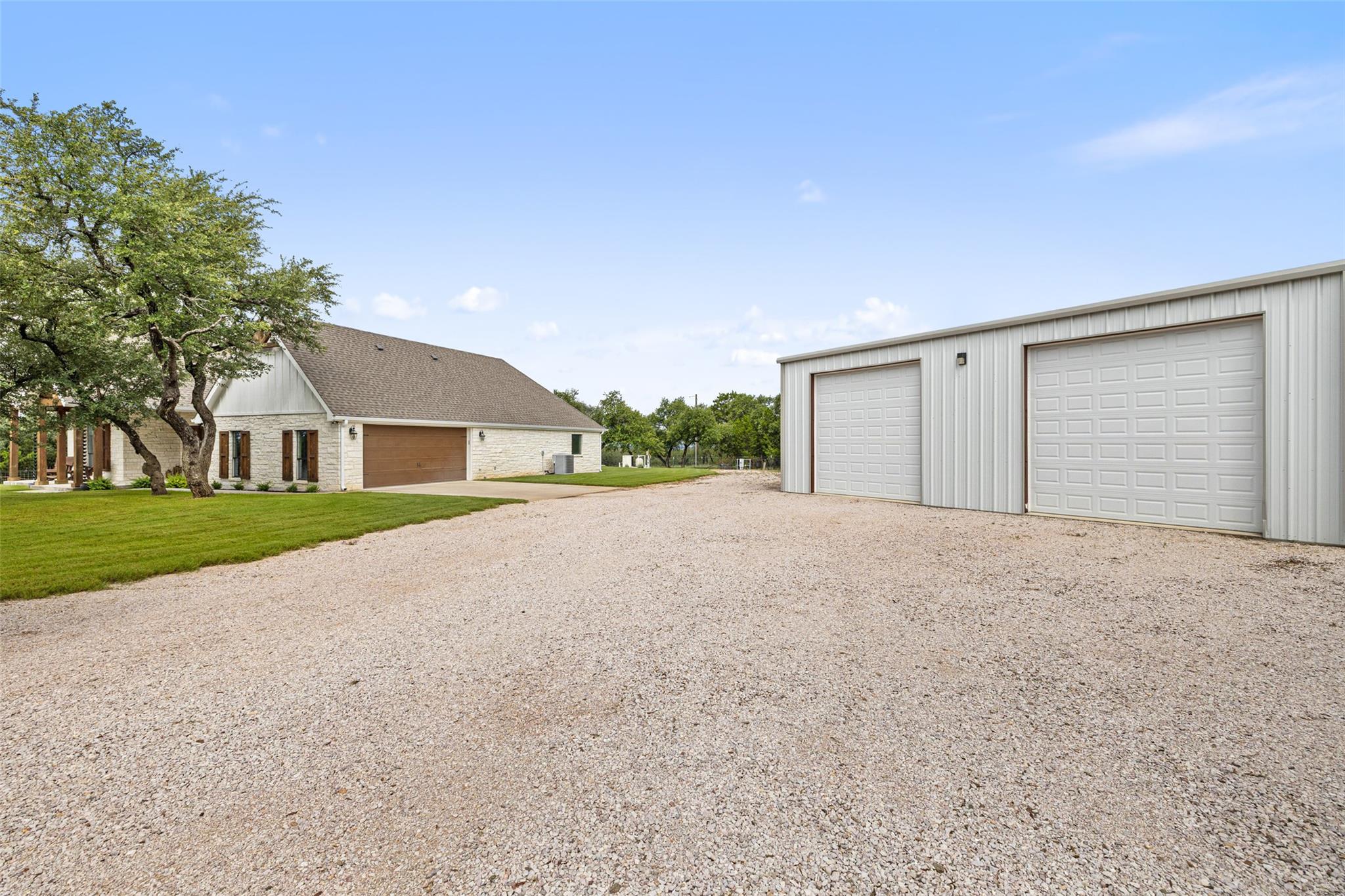210 Levon Ln, Burnet, TX 78611
