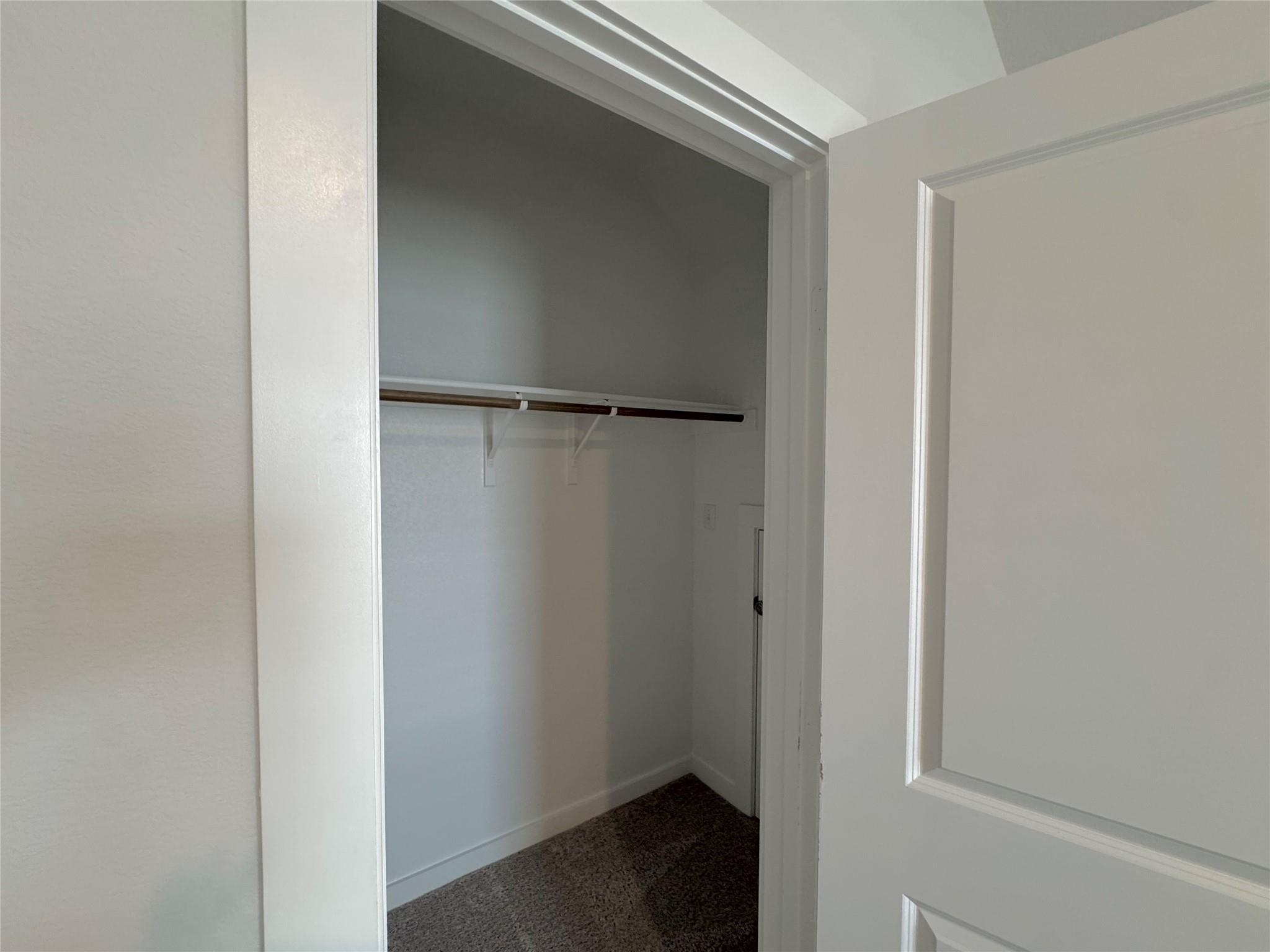 109 Corn Ln, Hutto, TX 78634