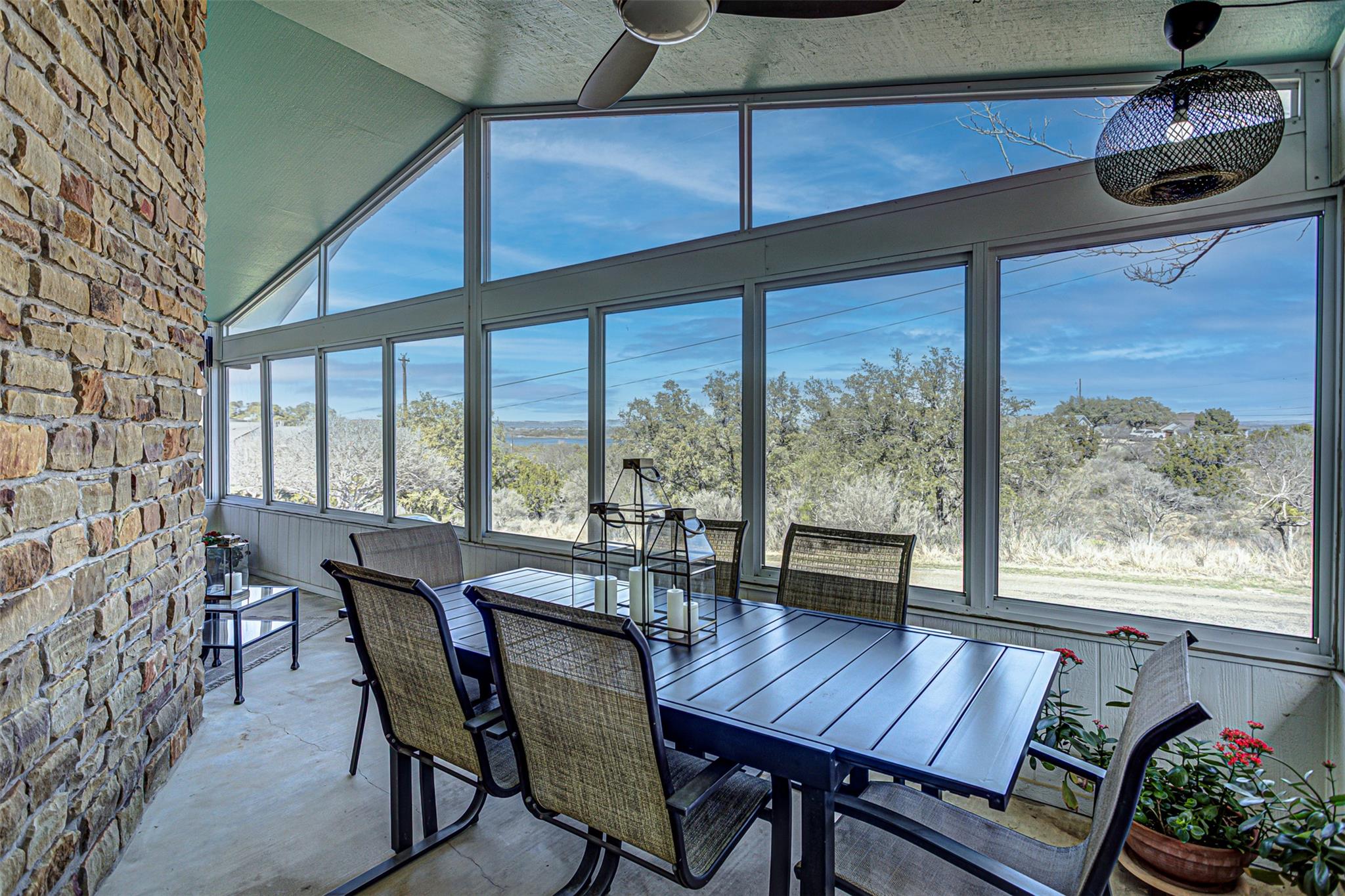 507 Mountain Dr, Horseshoe Bay, TX 78657