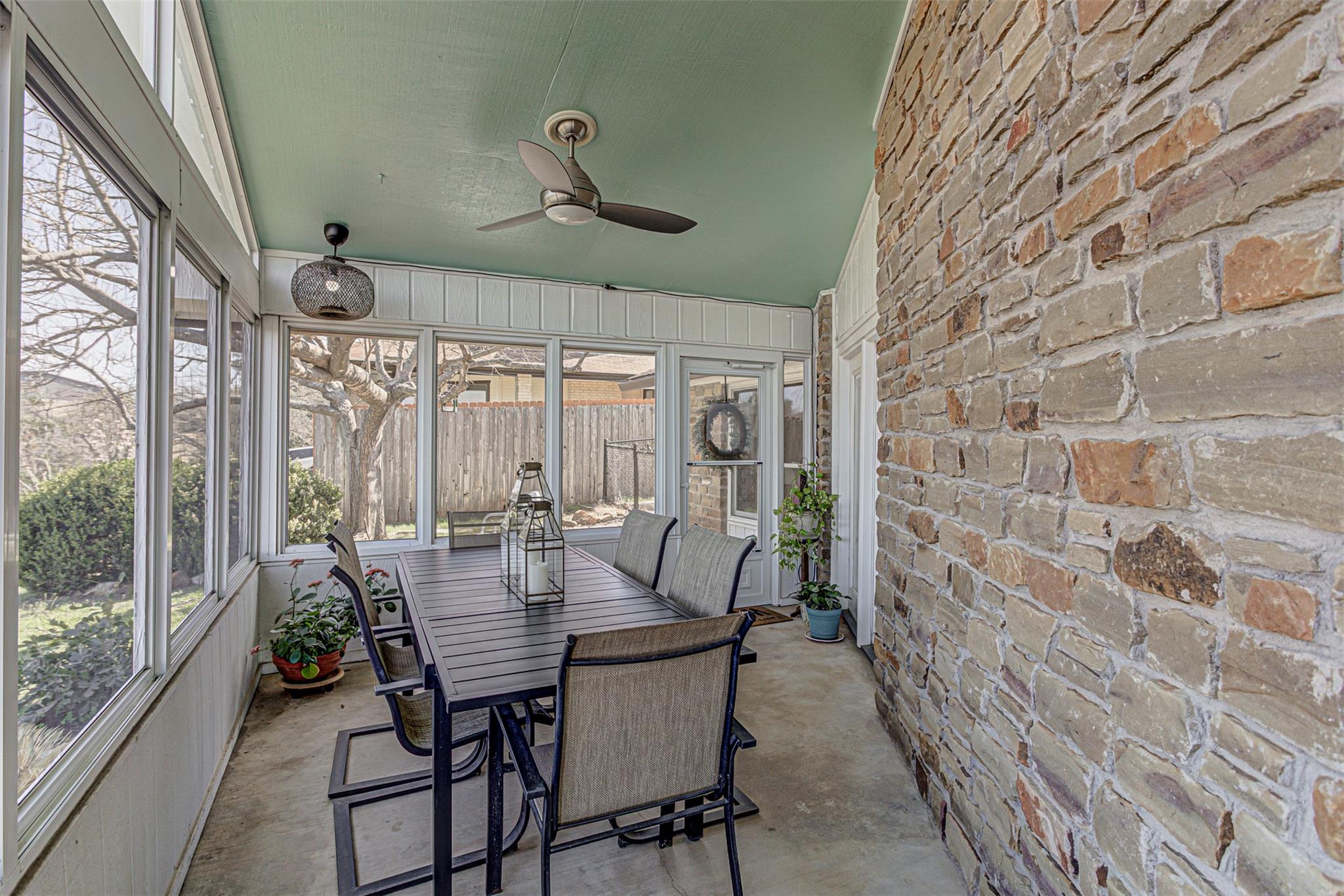 507 Mountain Dr, Horseshoe Bay, TX 78657