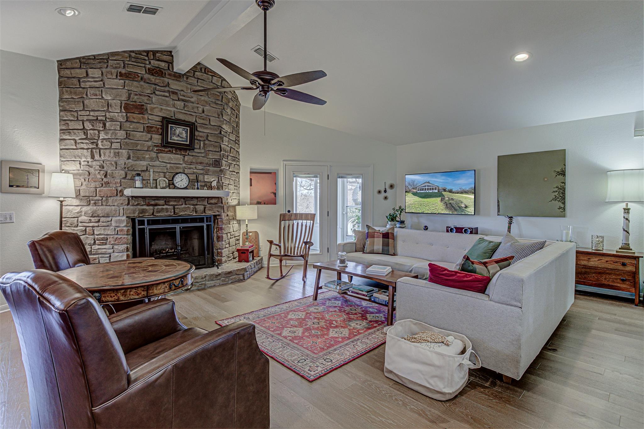 507 Mountain Dr, Horseshoe Bay, TX 78657