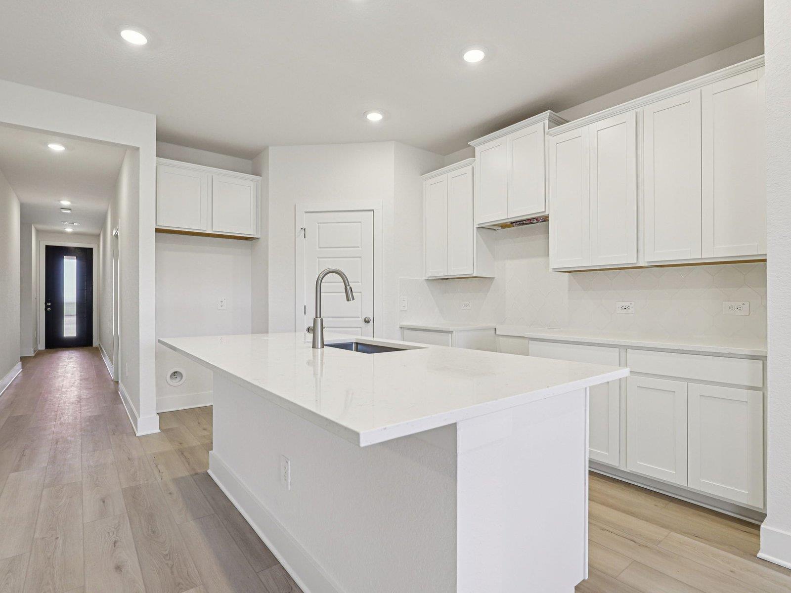 775 Sue Peaks Loop, Dripping Springs, TX 78620