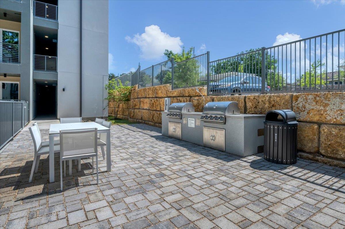 4801 Springdale Rd # 1402, Austin, TX 78723