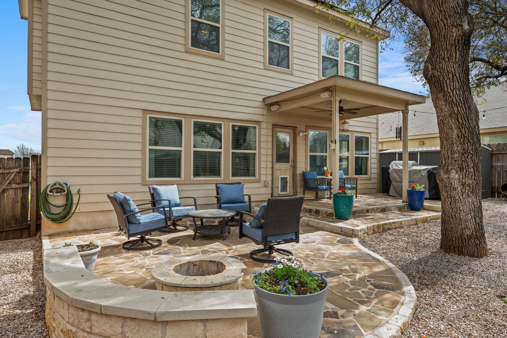 168 Golden Eagle Ln, Leander, TX 78641