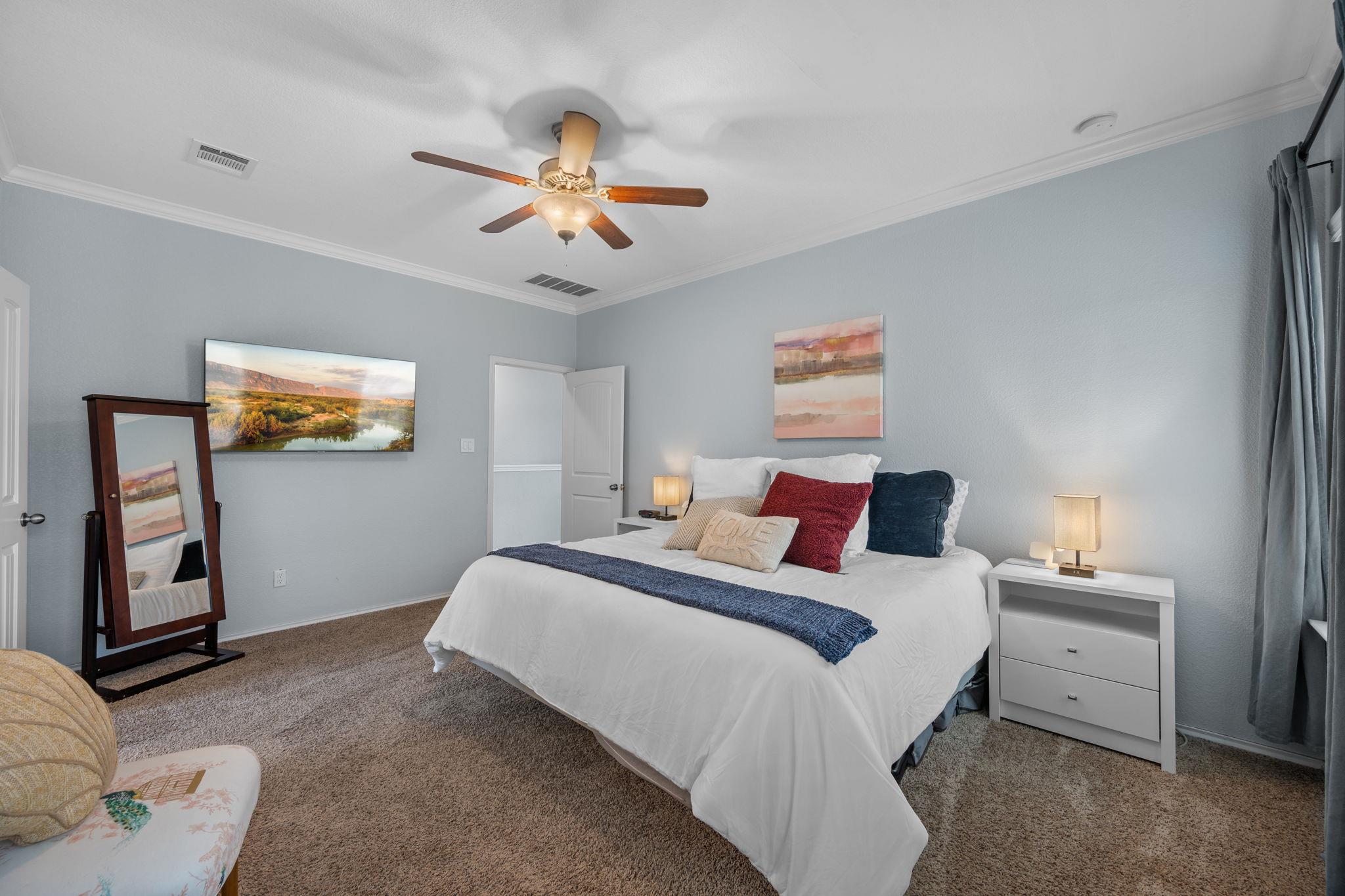 168 Golden Eagle Ln, Leander, TX 78641