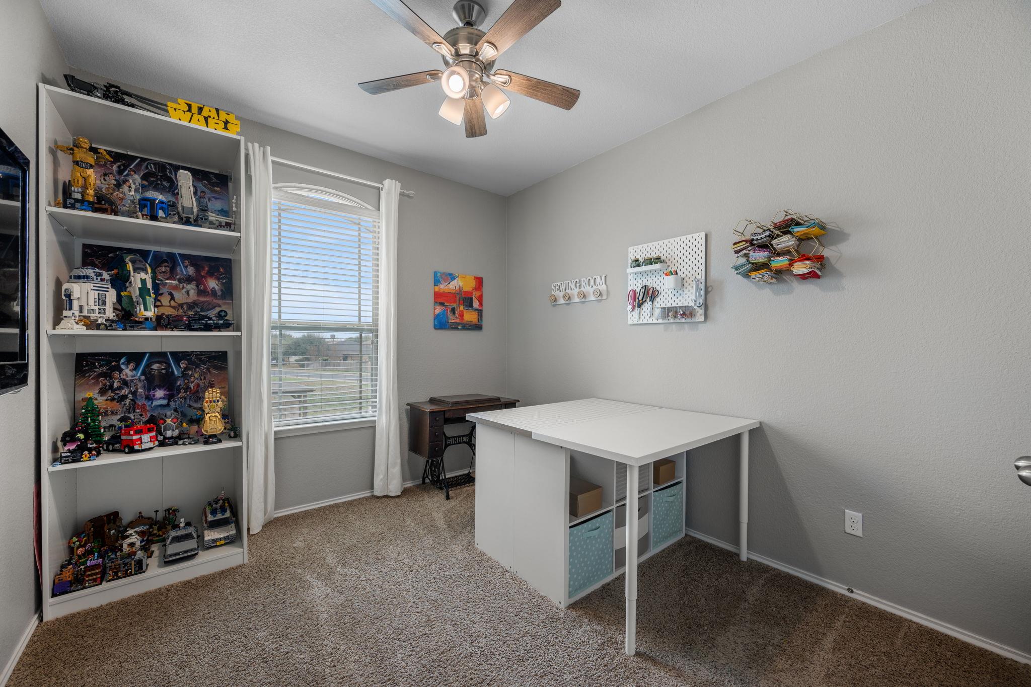 168 Golden Eagle Ln, Leander, TX 78641