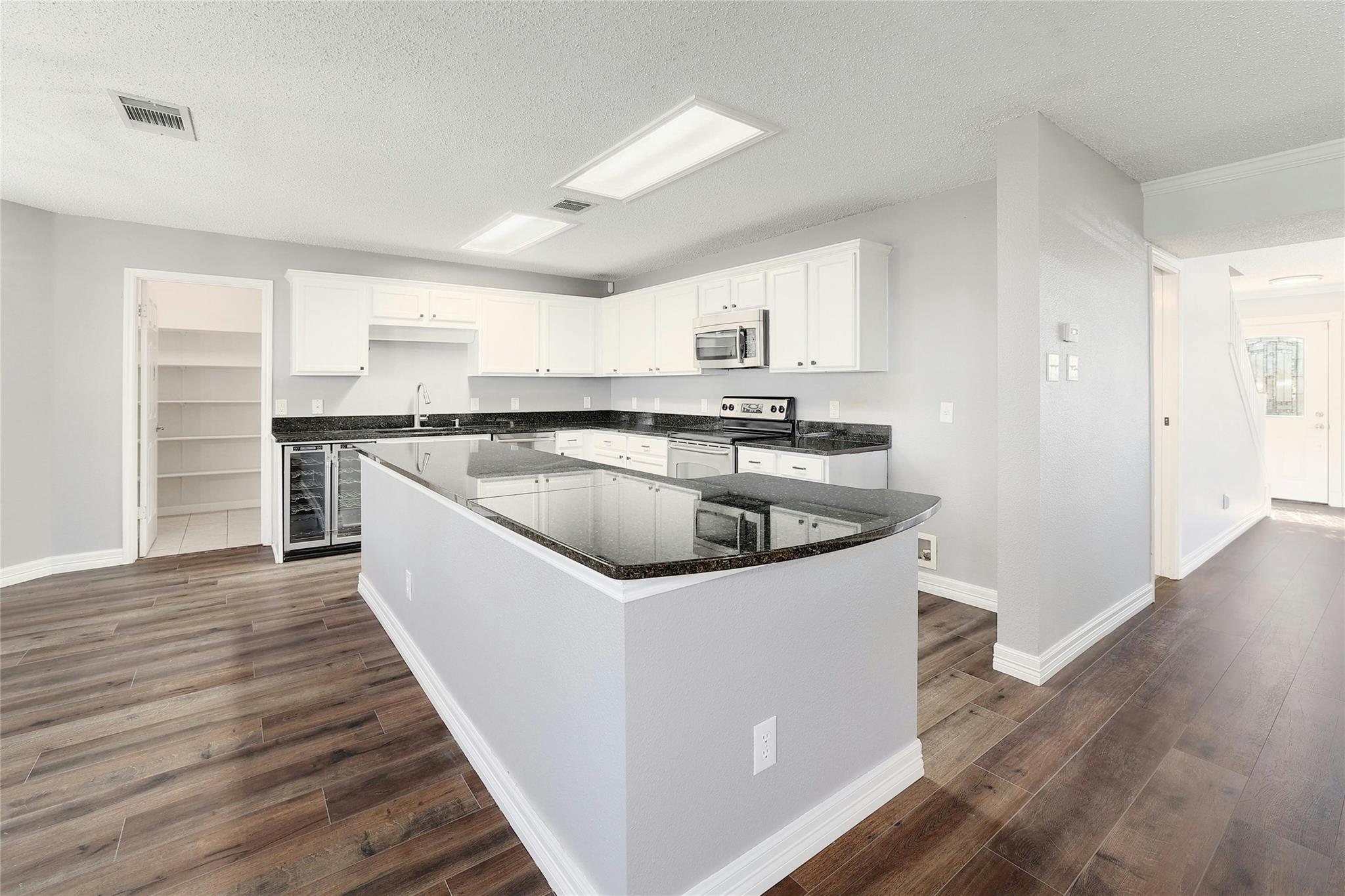 1909 Marysol Trl, Cedar Park, TX 78613