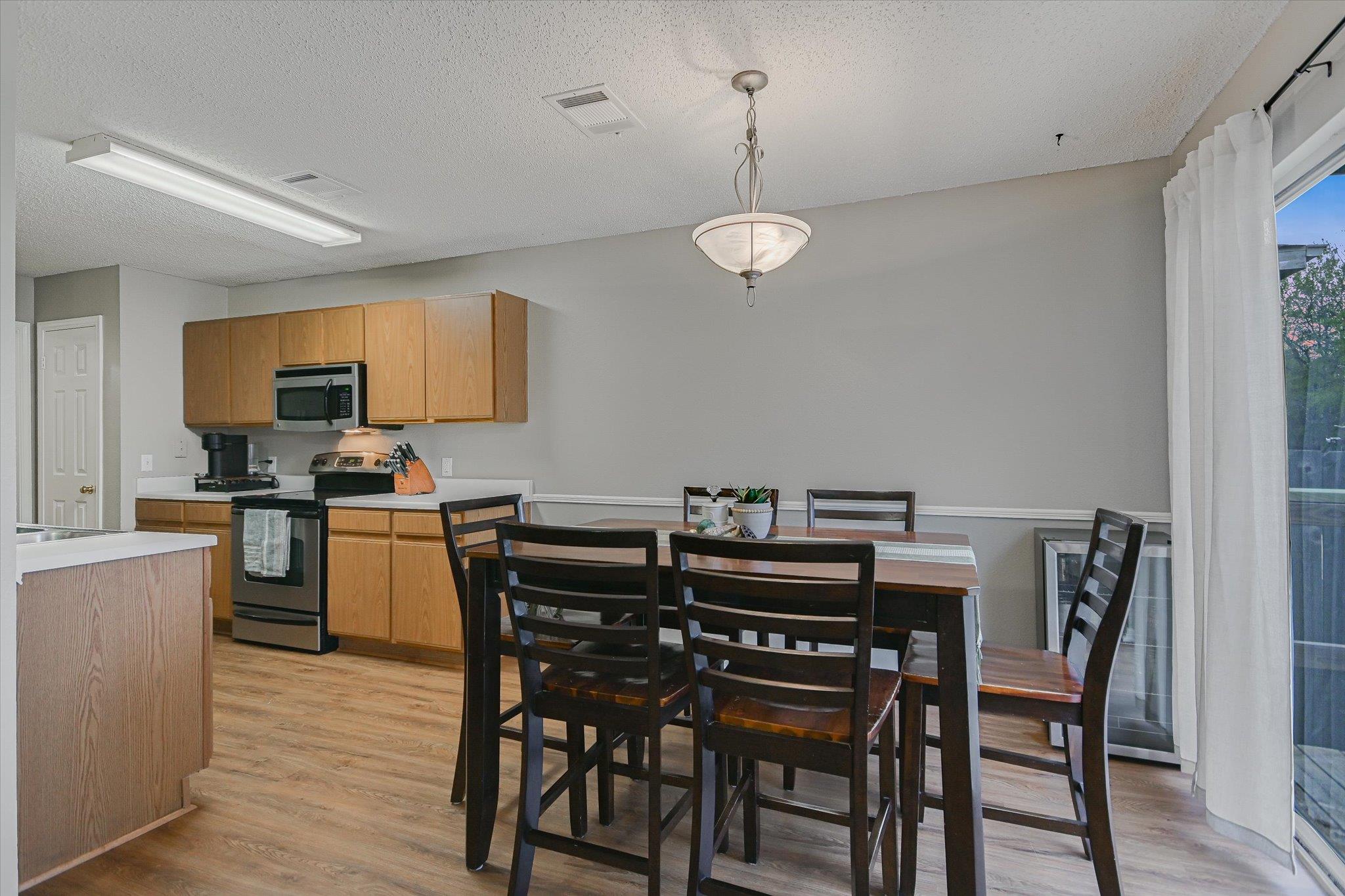 2124 Coats Cir, Austin, TX 78748