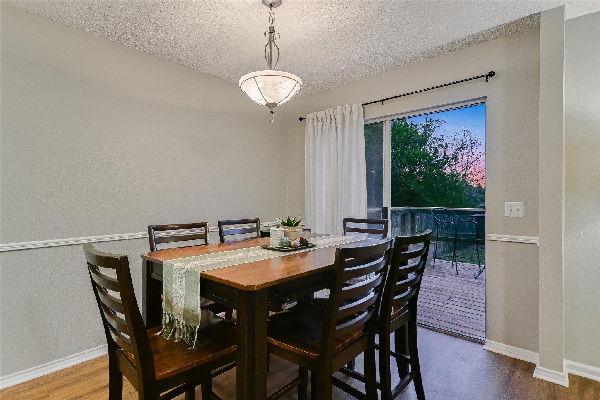 2124 Coats Cir, Austin, TX 78748