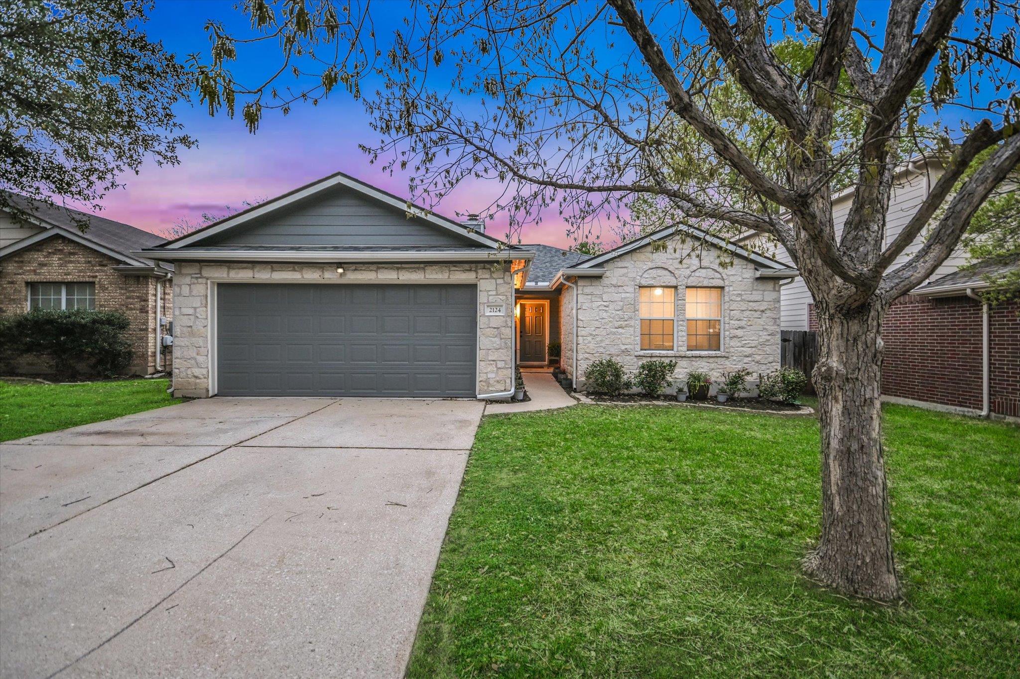 2124 Coats Cir, Austin, TX 78748