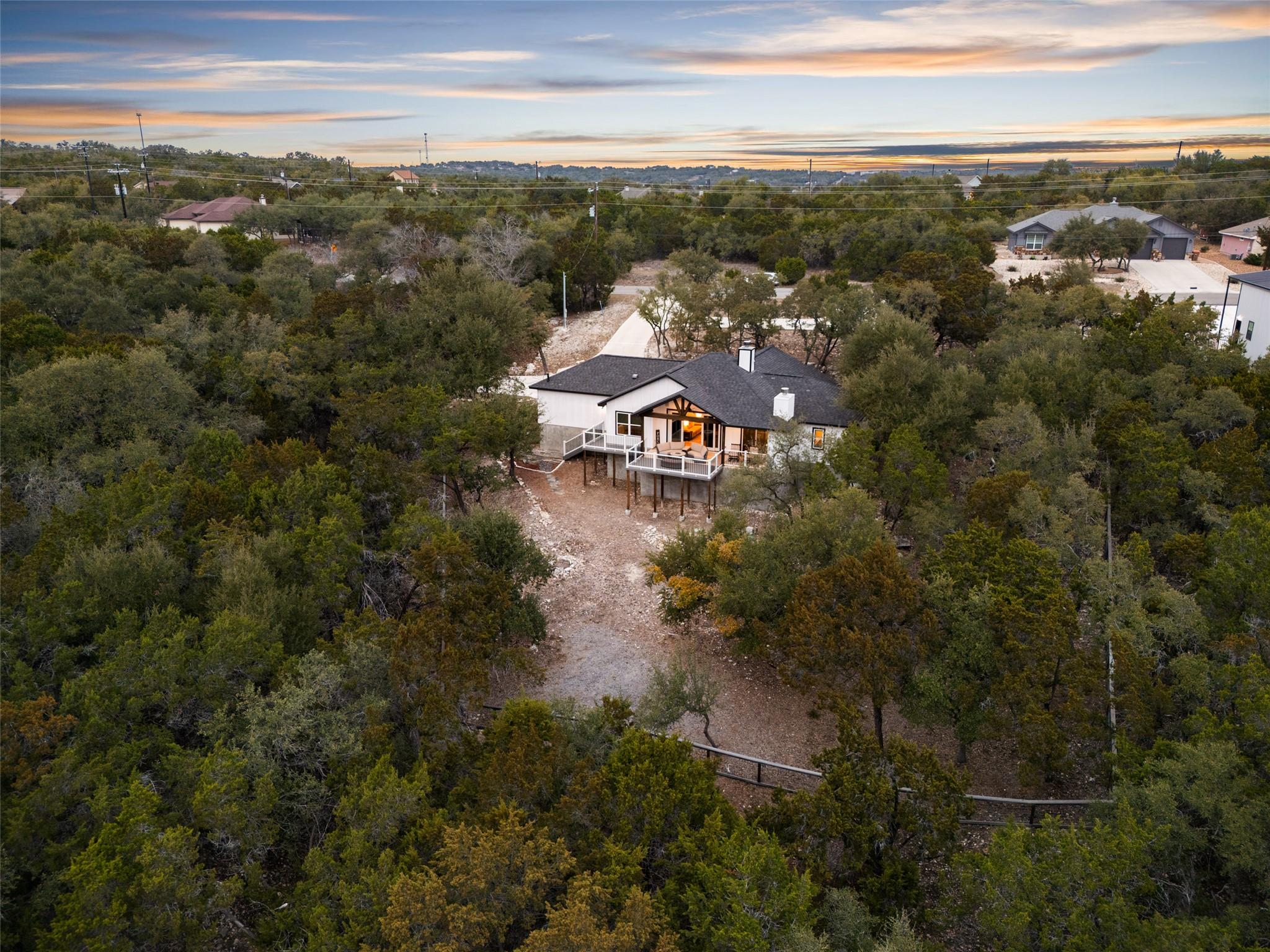 1382 Cottonwood Rd, Fischer, TX 78623