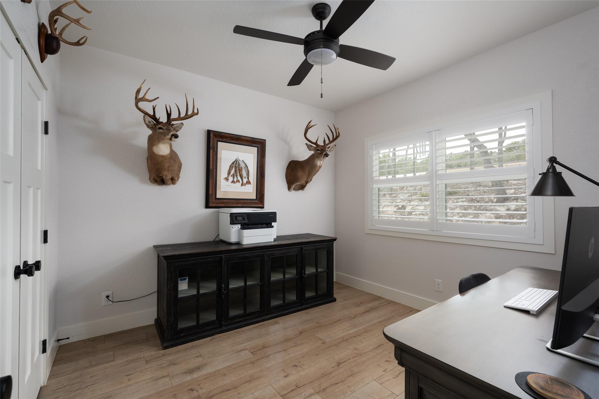 1382 Cottonwood Rd, Fischer, TX 78623