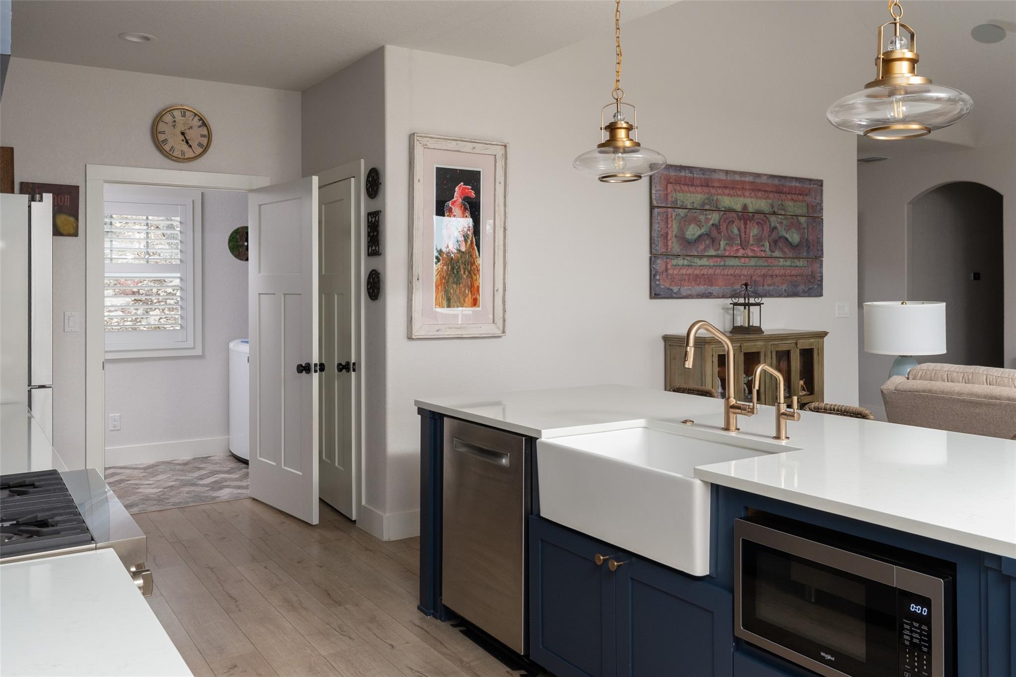 1382 Cottonwood Rd, Fischer, TX 78623