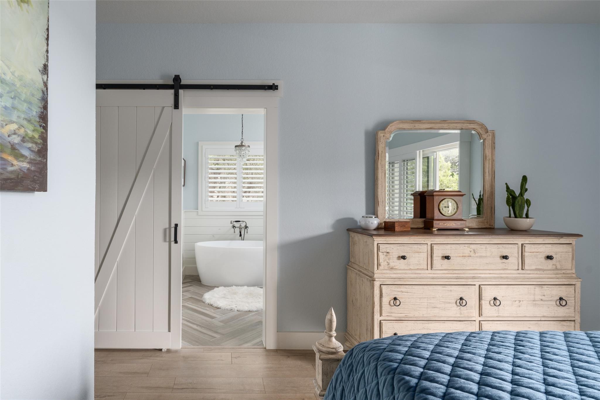 1382 Cottonwood Rd, Fischer, TX 78623