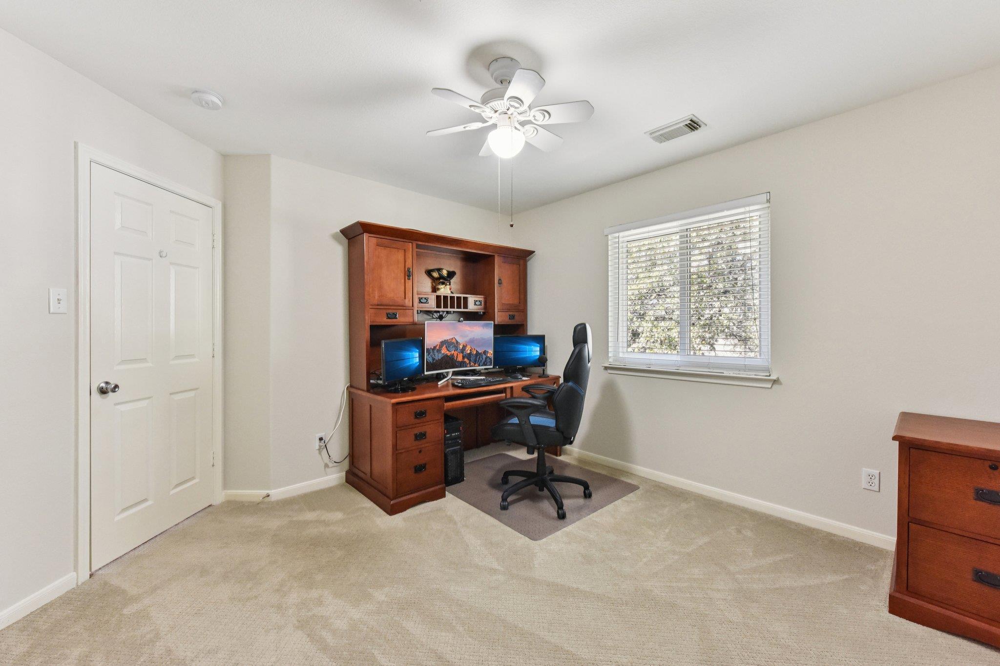 9100 Wampton Way, Austin, TX 78749