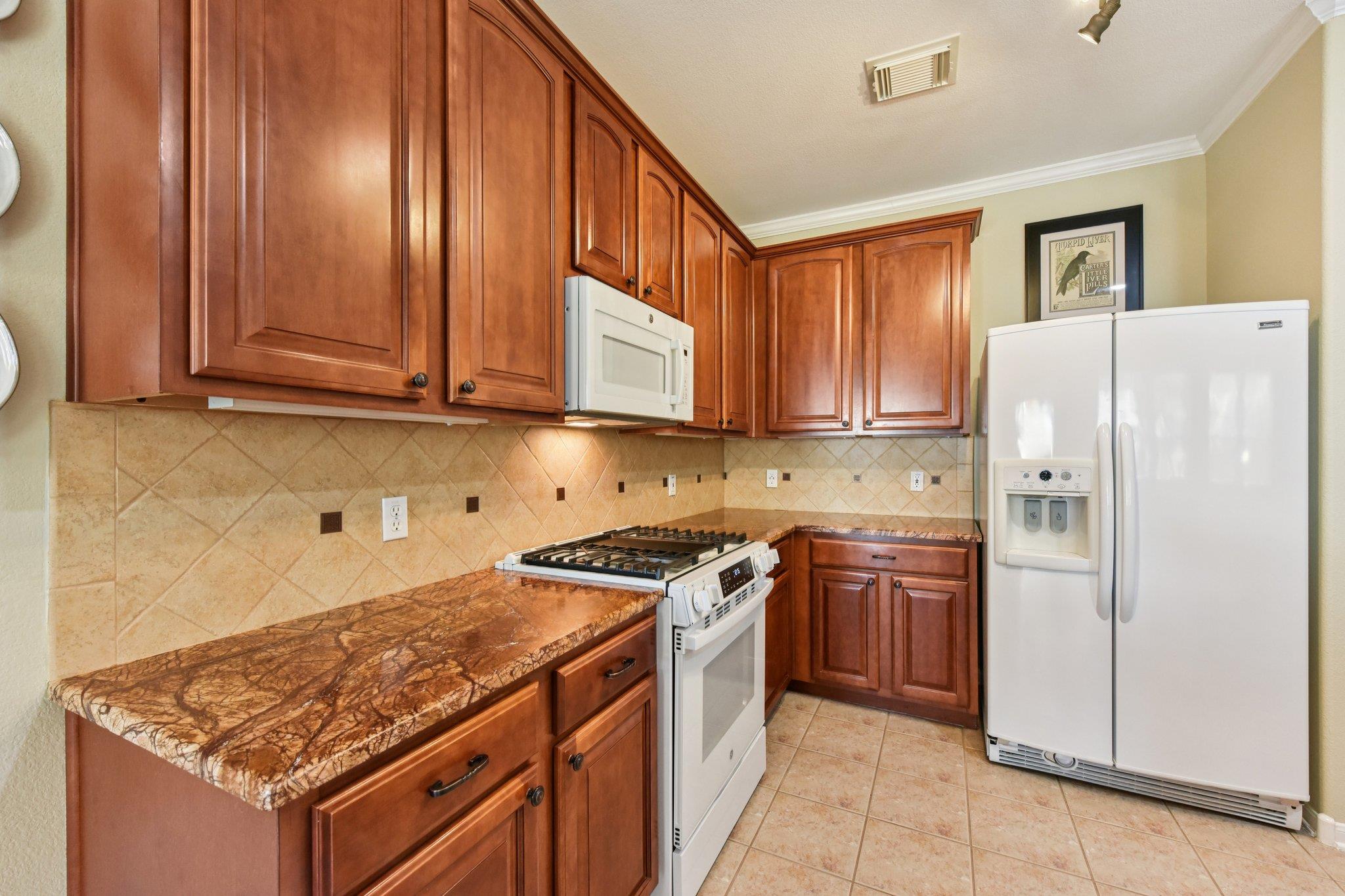 9100 Wampton Way, Austin, TX 78749