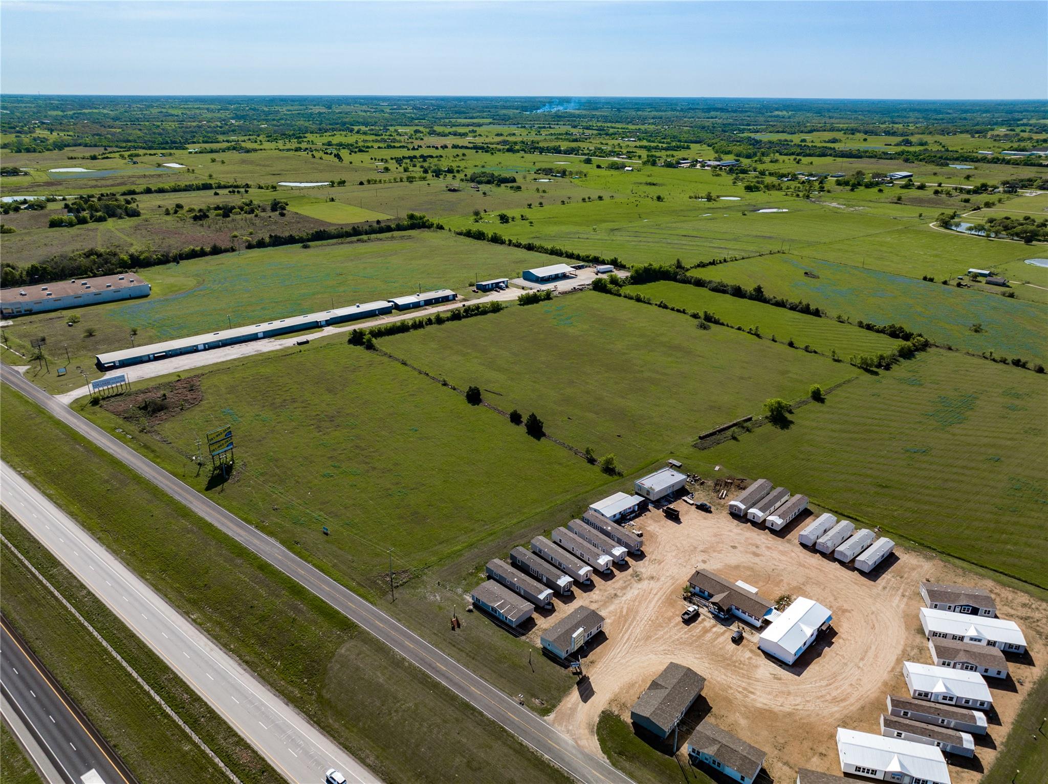 801 Huser Blvd, Schulenburg, TX 78956