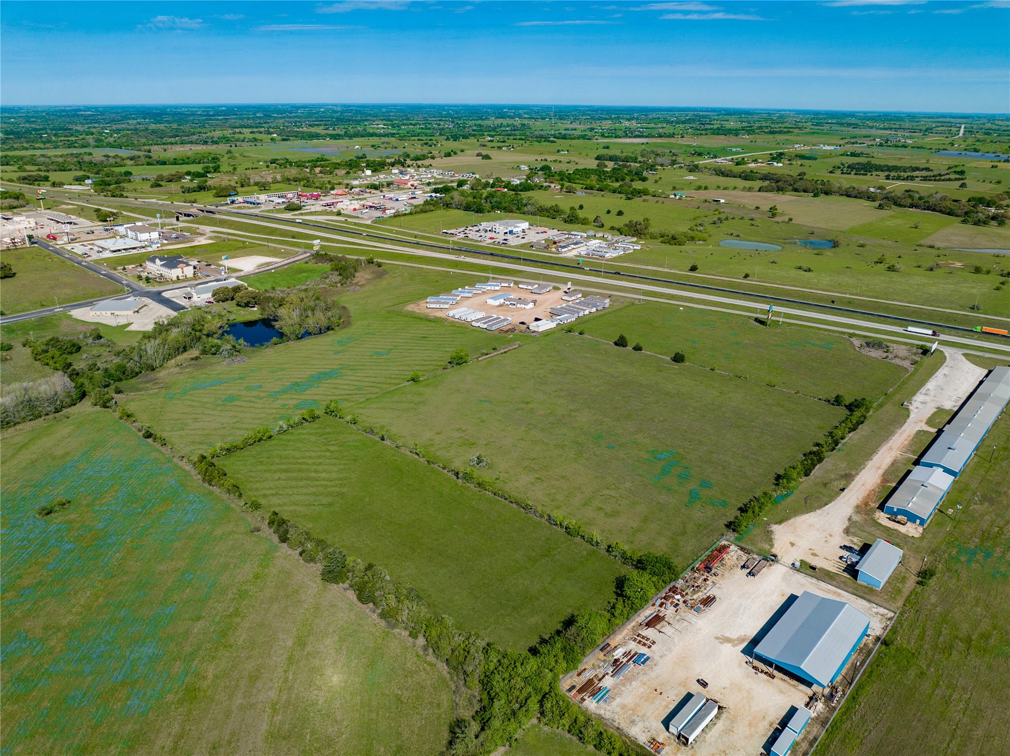 801 Huser Blvd, Schulenburg, TX 78956