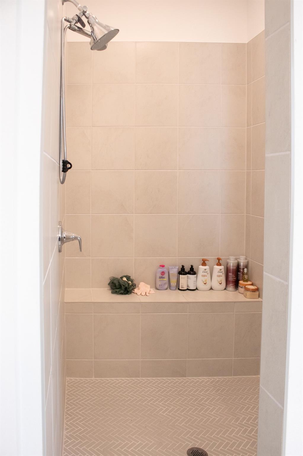 1709 Novara Trl, Leander, TX 78641