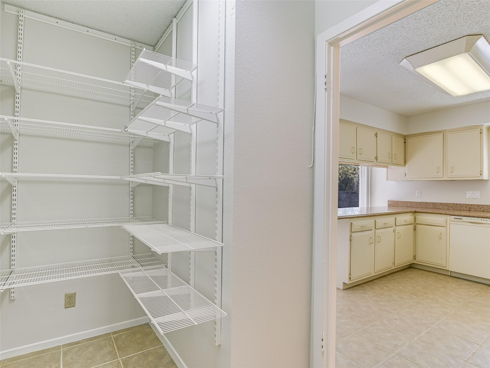 11206 Blackmoor Dr, Austin, TX 78759