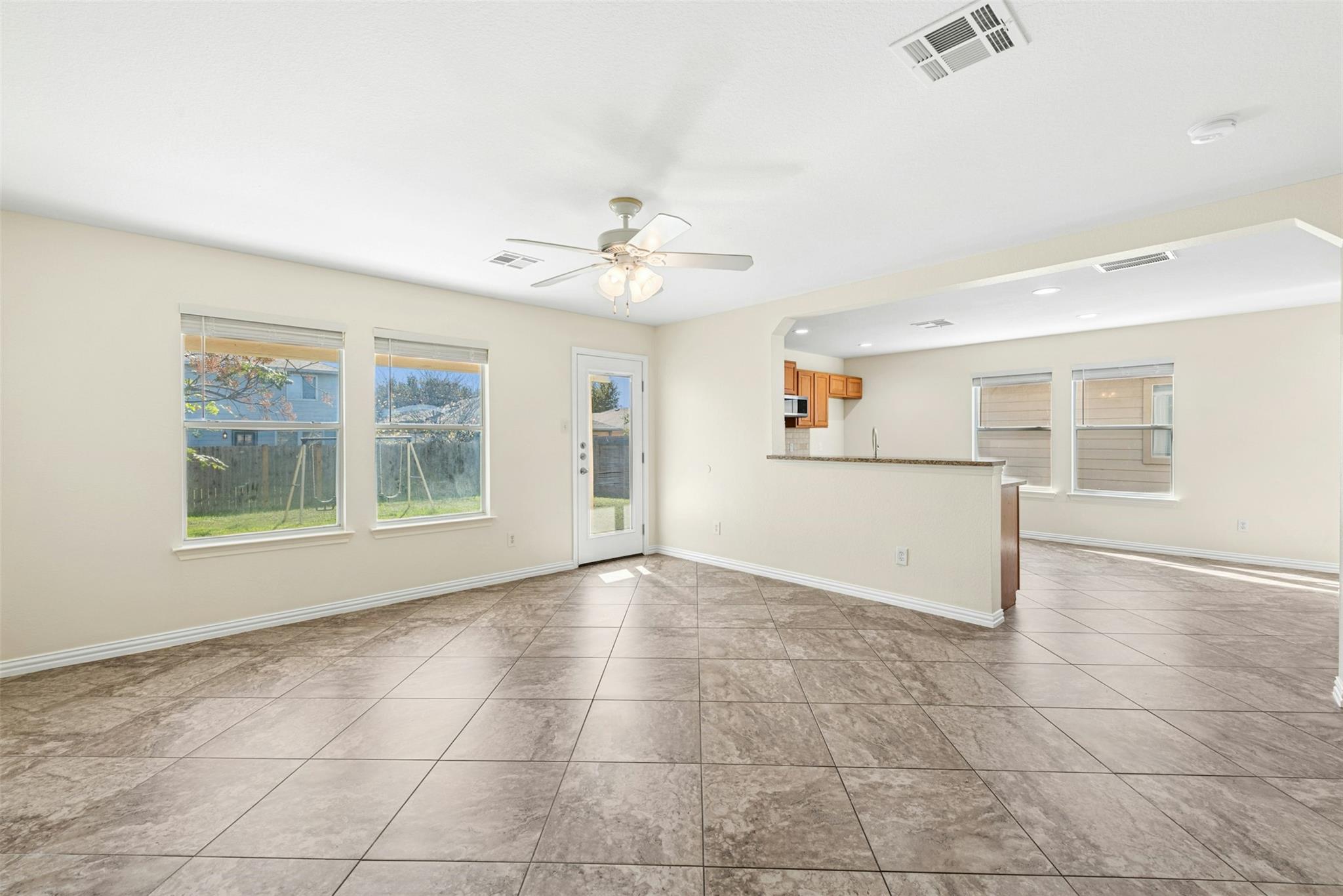 17913 Honey Locust Ln, Elgin, TX 78621