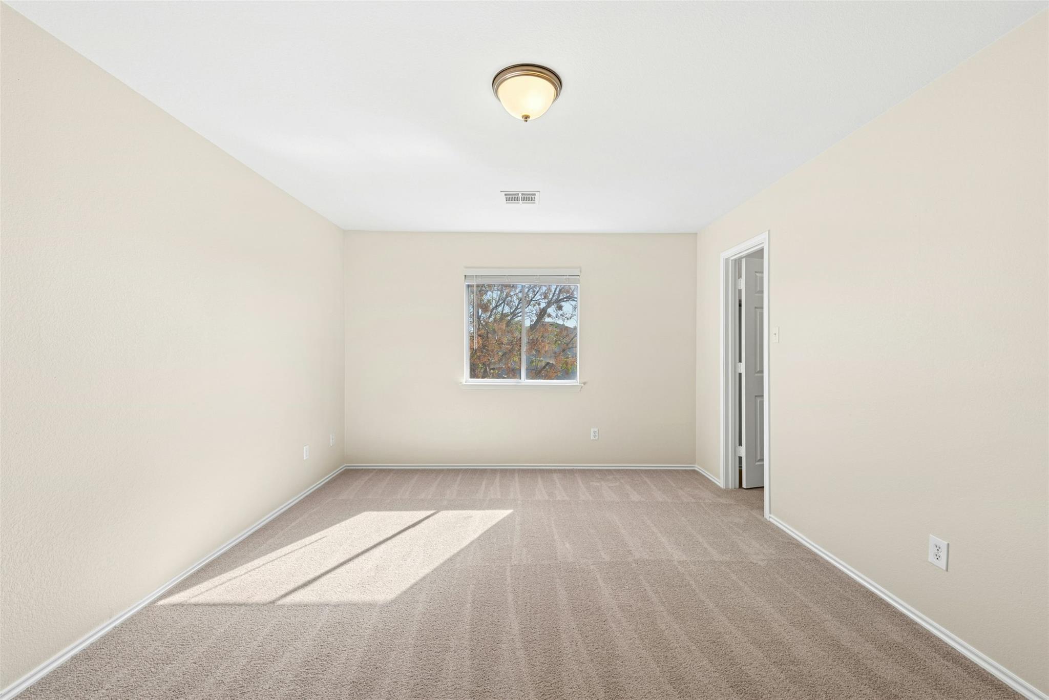 17913 Honey Locust Ln, Elgin, TX 78621